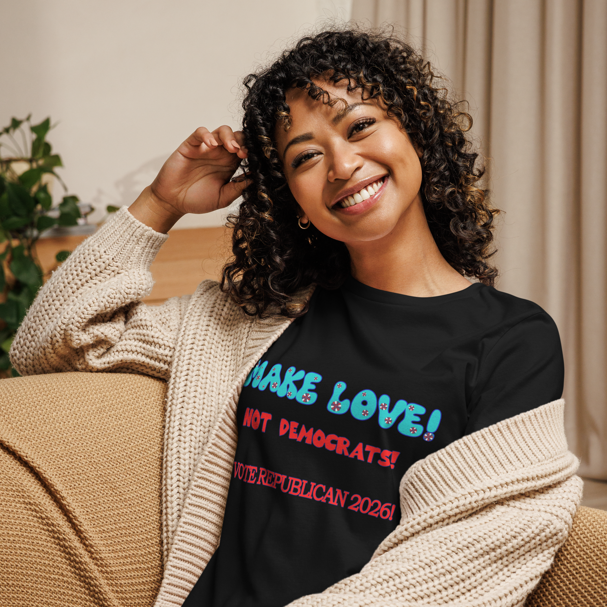 Women's Relaxed Make Love Tee