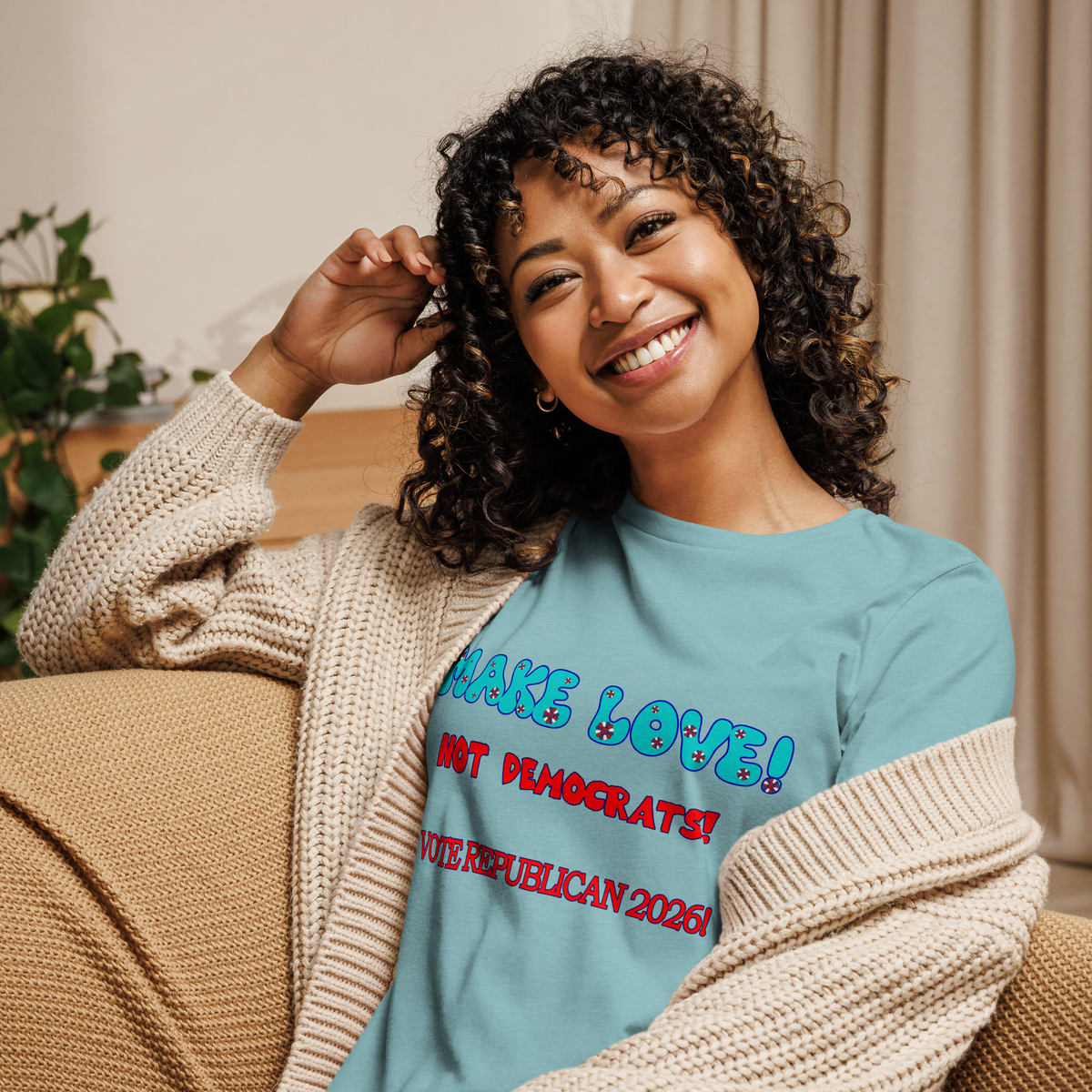 Women's Relaxed Make Love Tee