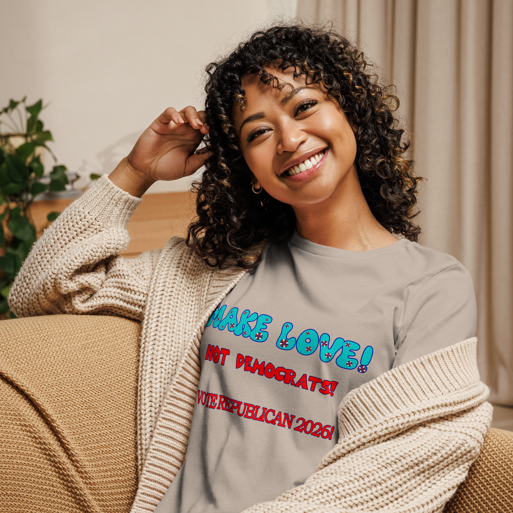 Women's Relaxed Make Love Tee
